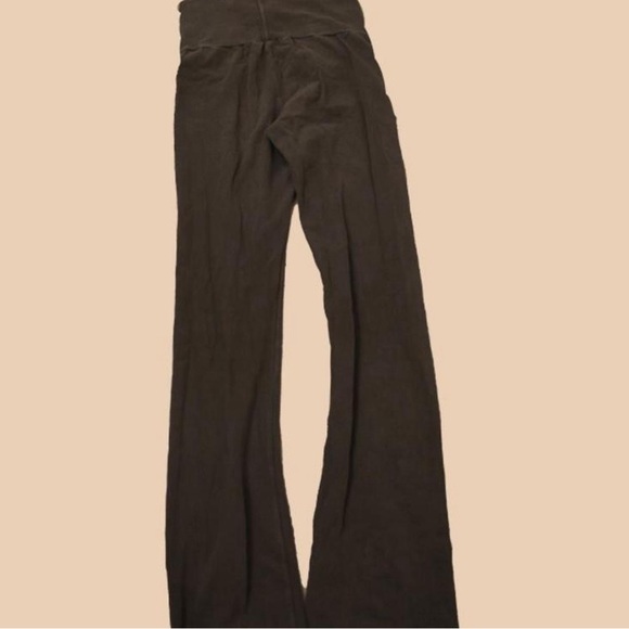 Brandy Melville Brown Flare Leggings - Picture 2 of 5